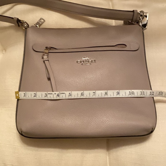 Coach light gray crossbody bag, excellent condition - Picture 6 of 8